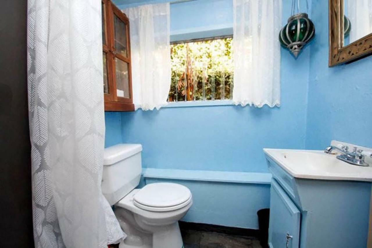 Apartamento Tropical Bohemian One Bedroom In The Hollywood Hills